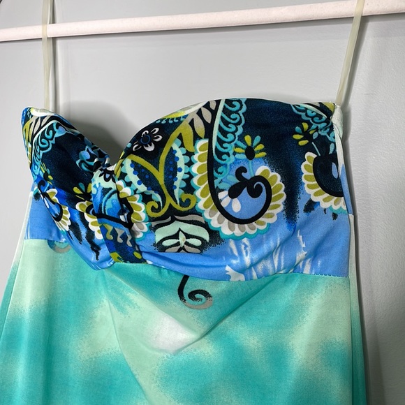 Island Wear Floor Length Tube Dress - Picture 4 of 5